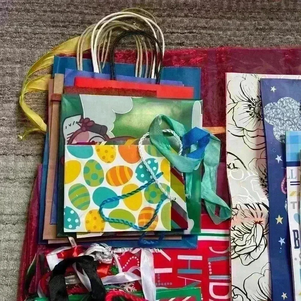5 POUNDS 39 Pcs Gift Bags For All Occasions — Birthday Baby Shower Christmas